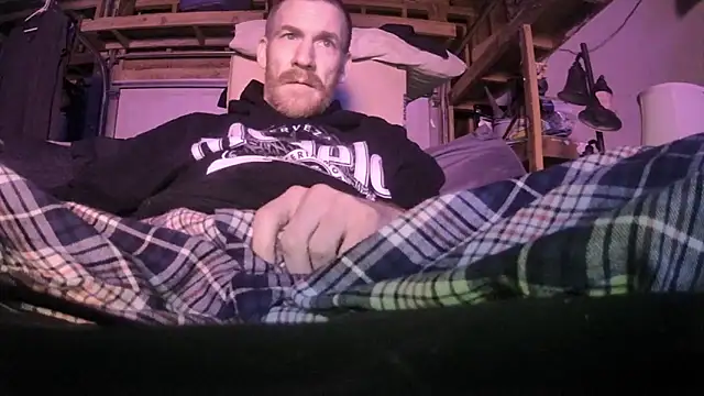 Tiggitytomociti online show from February 24, 2026, 9:21 am