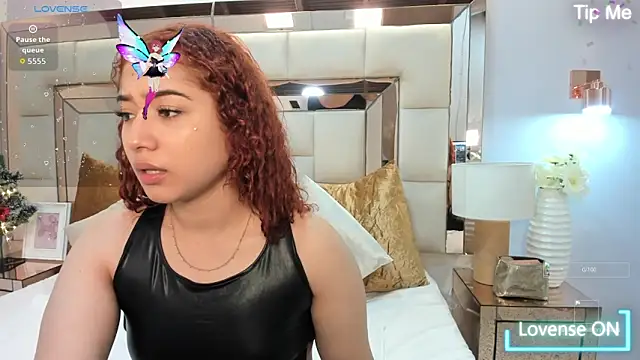 Snapshot of megannherrera chatting on December 5, 2025, 11:53 am megannherrera online show from December 5, 2025, 11:53 am