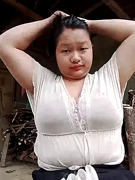Snapshot of girl-babi chatting on April 19, 2026, 2:34 am girl-babi online show from April 19, 2026, 2:34 am