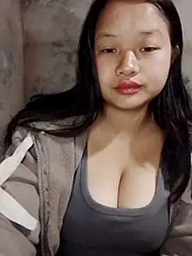 Snapshot of girl-babi chatting on January 17, 2026, 2:04 am girl-babi online show from January 17, 2026, 2:04 am