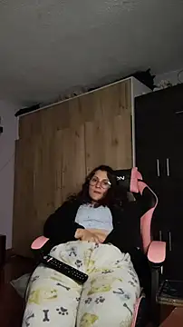 lindasyt online show from March 27, 2026, 3:48 am