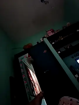 maddy3108 online show from April 4, 2026, 9:27 am