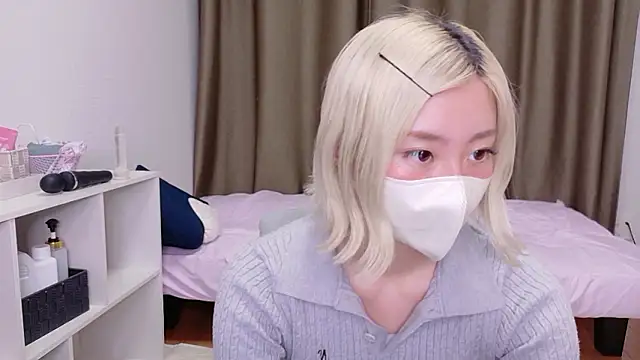 Nana  ch online show from June 25, 2026, 4:23 pm