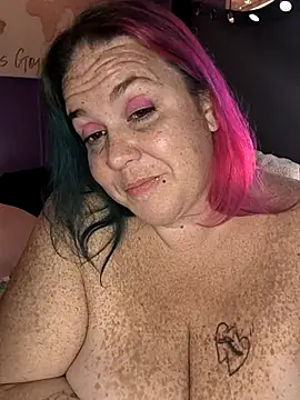 Snapshot of Courdles chatting on December 14, 2025, 11:54 pm Courdles online show from December 14, 2025, 11:54 pm