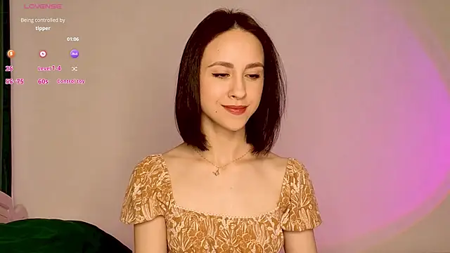 MiaSweetasHoney online show from November 19, 2025, 6:13 am