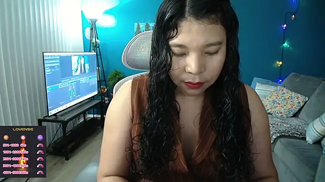 SHEILYN  online show from March 19, 2026, 4:23 am