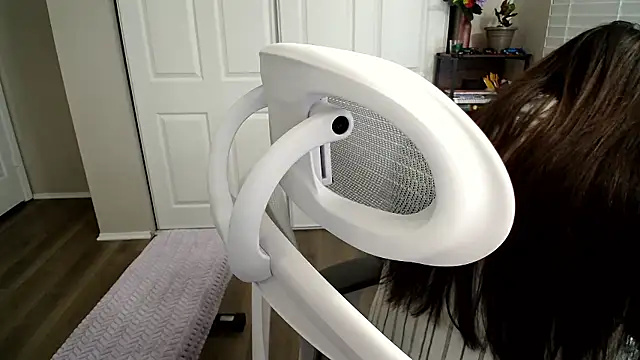 SHEILYN  online show from January 15, 2026, 5:11 am