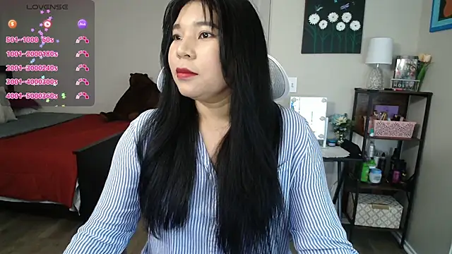 SHEILYN  online show from February 17, 2026, 4:10 am