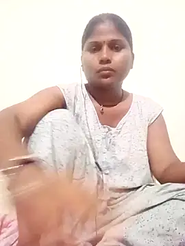 Snapshot of Sneha16 chatting on September 11, 2025, 5:13 pm Sneha16 online show from September 11, 2025, 5:13 pm