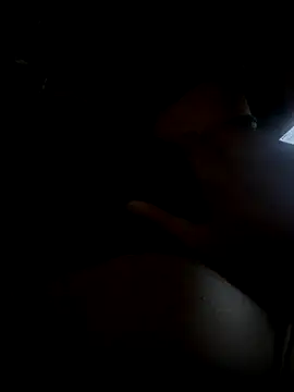 Desconocid57806 online show from November 4, 2025, 10:19 am