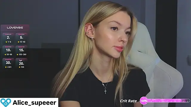 Snapshot of Alice_super_ chatting on October 14, 2025, 1:01 pm Alice super online show from October 14, 2025, 1:01 pm