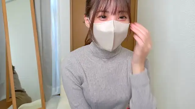 Snapshot of riri__nyan_o0 chatting on November 17, 2025, 5:00 am riri nyan o0 online show from November 17, 2025, 5:00 am