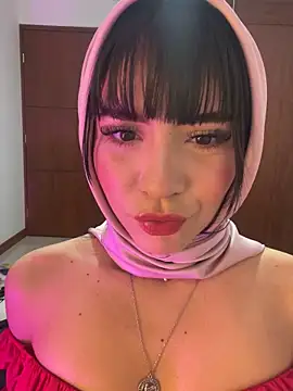 AriaBlush 18 online show from September 16, 2025, 12:11 am