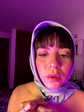 AriaBlush 18 online show from September 20, 2025, 11:10 pm