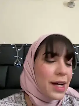 AriaBlush 18 online show from October 11, 2025, 7:26 pm