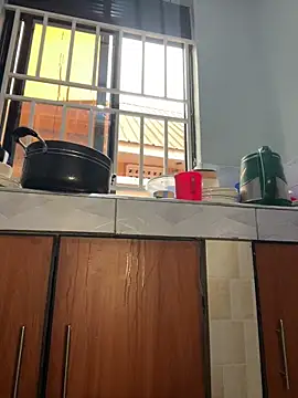 ewatyu online show from November 16, 2025, 2:44 pm