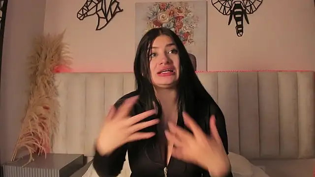Luna Clarx online show from October 22, 2025, 3:17 am