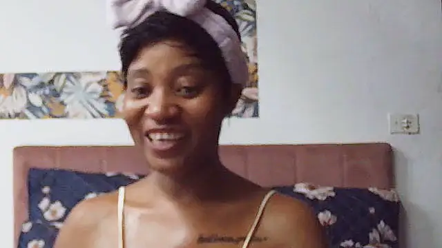 SweetPortableAmber online show from December 4, 2025, 9:58 pm