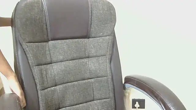 Snapshot of Exotic_Shikha chatting on November 14, 2025, 6:33 pm Exotic Shikha online show from November 14, 2025, 6:33 pm