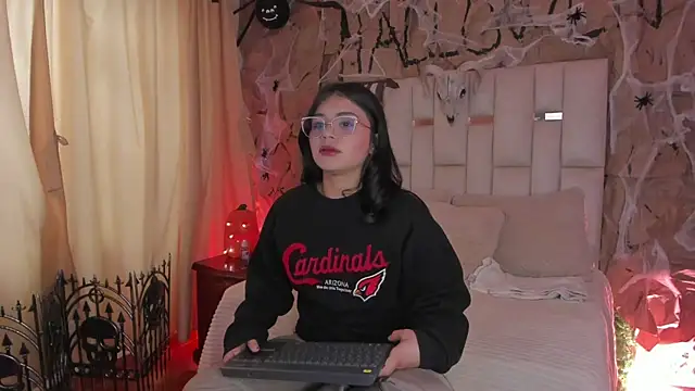 Jade Nmm online show from October 23, 2025, 12:59 pm