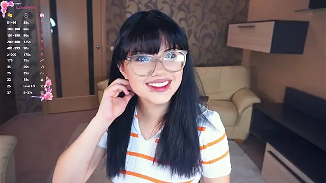 Snapshot of VerniceEngelking chatting on September 17, 2025, 6:10 pm VerniceEngelking online show from September 17, 2025, 6:10 pm