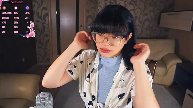 Snapshot of VerniceEngelking chatting on September 15, 2025, 6:30 pm VerniceEngelking online show from September 15, 2025, 6:30 pm