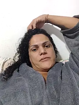 Snapshot of fabiolabarros chatting on September 24, 2025, 1:24 am fabiolabarros online show from September 24, 2025, 1:24 am