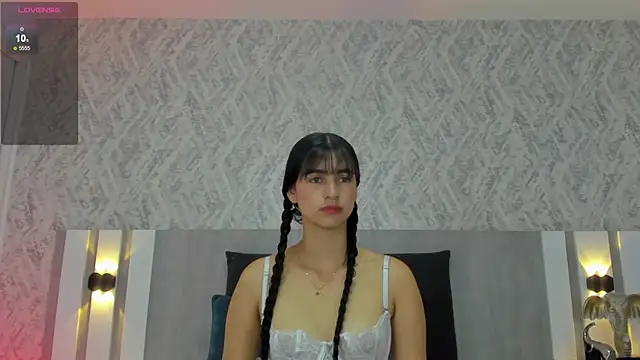 celeste sc0tt online show from November 12, 2025, 12:09 pm