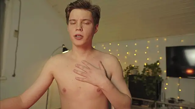 Snapshot of RusBradPitt chatting on February 20, 2026, 2:52 pm RusBradPitt online show from February 20, 2026, 2:52 pm