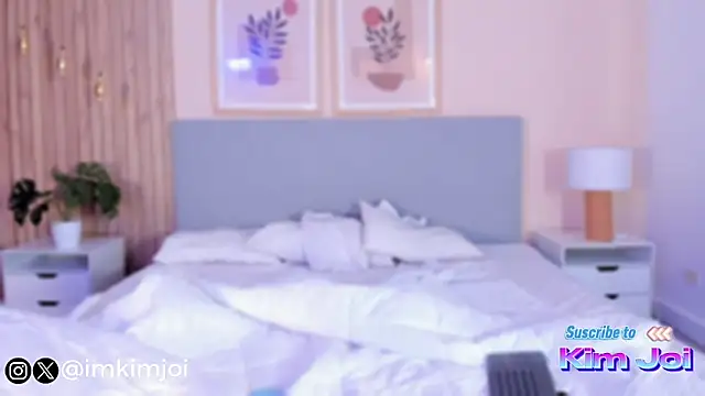 KiimJoi online show from November 11, 2025, 1:06 pm