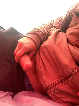 Snapshot of Allinside666 chatting on November 29, 2025, 4:29 pm Allinside666 online show from November 29, 2025, 4:29 pm