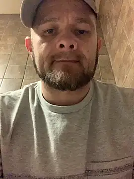 Snapshot of Allinside666 chatting on November 23, 2025, 4:17 pm Allinside666 online show from November 23, 2025, 4:17 pm