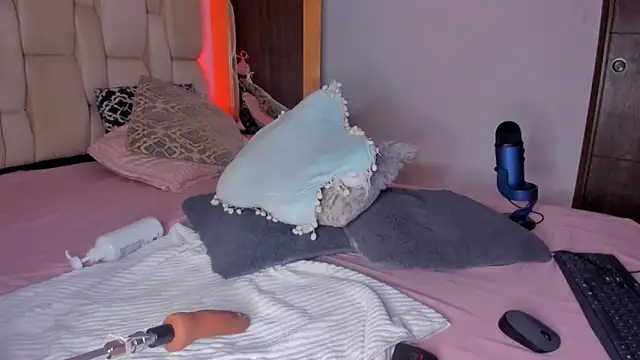 Snapshot of kayla-ada0 chatting on October 25, 2025, 10:54 pm kayla-ada0 online show from October 25, 2025, 10:54 pm