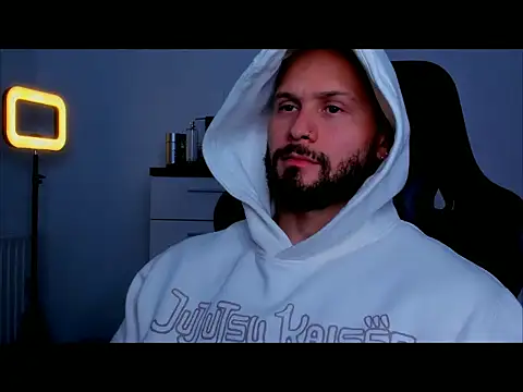 andrewcorey1 online show from March 15, 2026, 4:14 pm