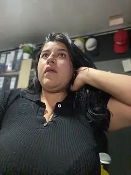 Tokio Sakura online show from December 18, 2025, 9:51 pm