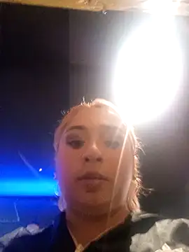 Snapshot of Mariana-94 chatting on December 4, 2025, 1:21 pm Mariana-94 online show from December 4, 2025, 1:21 pm