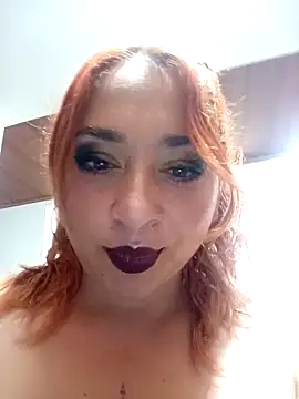 Snapshot of Mariana-94 chatting on October 29, 2025, 12:04 pm Mariana-94 online show from October 29, 2025, 12:04 pm