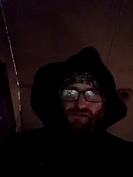 Snapshot of bearded_cross chatting on February 16, 2026, 1:54 pm bearded cross online show from February 16, 2026, 1:54 pm