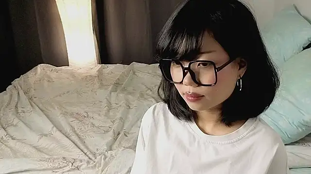  molly molly molly  online show from November 14, 2025, 3:37 pm