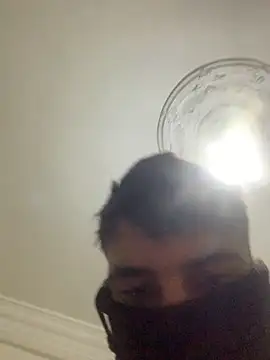 Snapshot of 3Omar45 chatting on November 14, 2025, 9:29 pm 3Omar45 online show from November 14, 2025, 9:29 pm