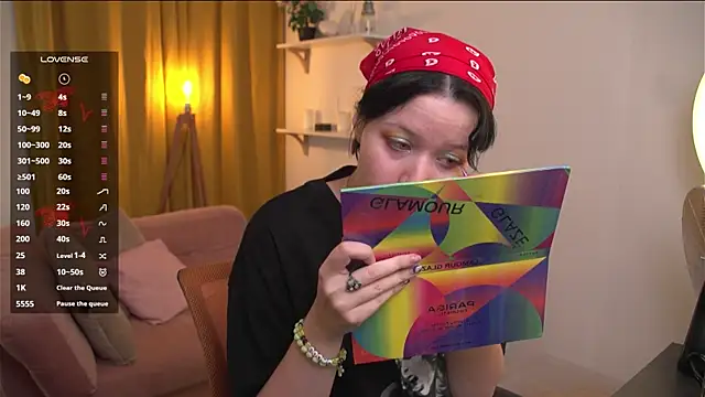 bluebeell online show from September 8, 2025, 9:03 pm