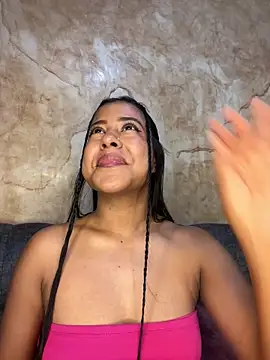 Snapshot of Kendra_C chatting on February 11, 2026, 3:28 am Kendra C online show from February 11, 2026, 3:28 am