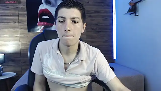 Snapshot of taner_king chatting on November 22, 2025, 3:05 am taner king online show from November 22, 2025, 3:05 am