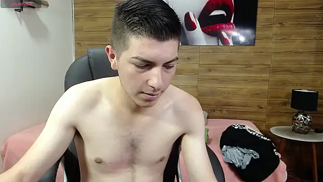 Snapshot of taner_king chatting on October 2, 2025, 3:10 am taner king online show from October 2, 2025, 3:10 am