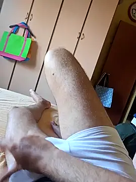Snapshot of LucifertheGenius chatting on August 6, 2026, 8:42 am LucifertheGenius online show from August 6, 2026, 8:42 am
