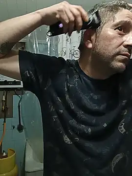 Snapshot of Gato2025perro chatting on July 11, 2026, 9:48 pm Gato2025perro online show from July 11, 2026, 9:48 pm