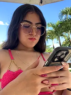 Gaby-Herrera online show from September 27, 2025, 8:26 pm