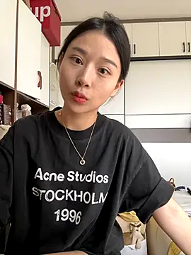 Snapshot of Alissa_AA chatting on September 29, 2025, 7:48 am Alissa AA online show from September 29, 2025, 7:48 am