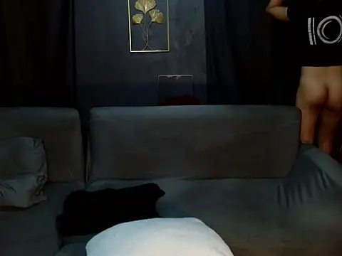 Snapshot of hugesignificant_69 chatting on February 9, 2026, 7:17 am hugesignificant 69 online show from February 9, 2026, 7:17 am