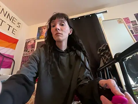 Snapshot of Styxlust chatting on April 2, 2026, 3:51 pm Styxlust online show from April 2, 2026, 3:51 pm